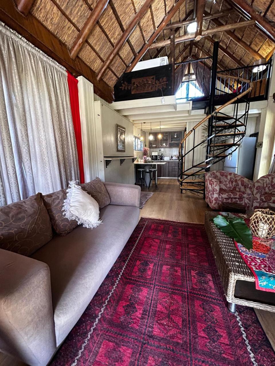 Вилла Shabby Fufu Lifestyle Farm Плеттенберг-Бей Экстерьер фото